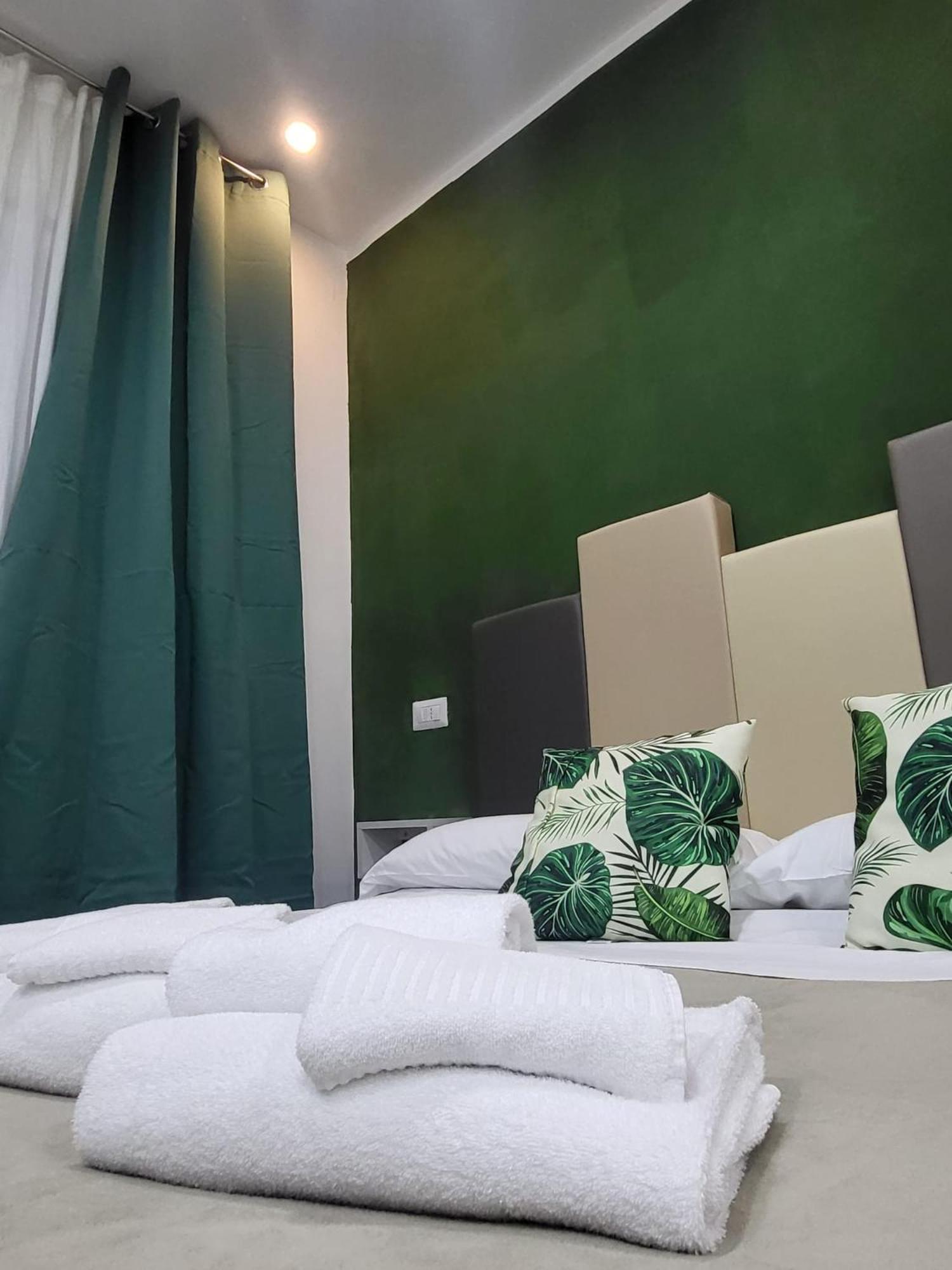 New Era Rooms Naples Exterior photo